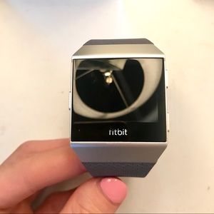 FitBit Ionic SmartWatch Fitness Tracker Heart Rate